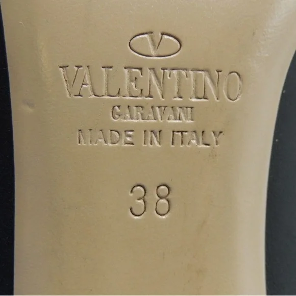 Valentino Garavani, EU 38 US 7.5, Black Heels w/ Gold Stud Accents - Picture 5 of 10